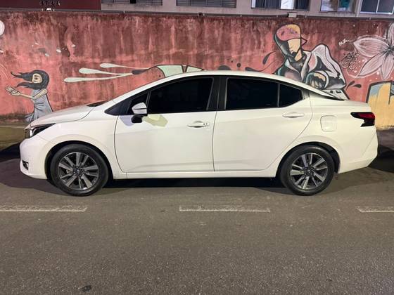 NISSAN VERSA 1.6 16V FLEX ADVANCE XTRONIC NISSAN VERSA 1.6 16V FLEX ADVANCE XTRONIC